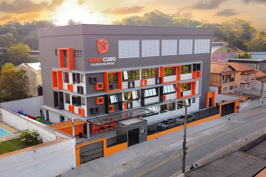 Colégio Hipercubo: 10 anos de excelência, agora em nova sede e com novas conquistas